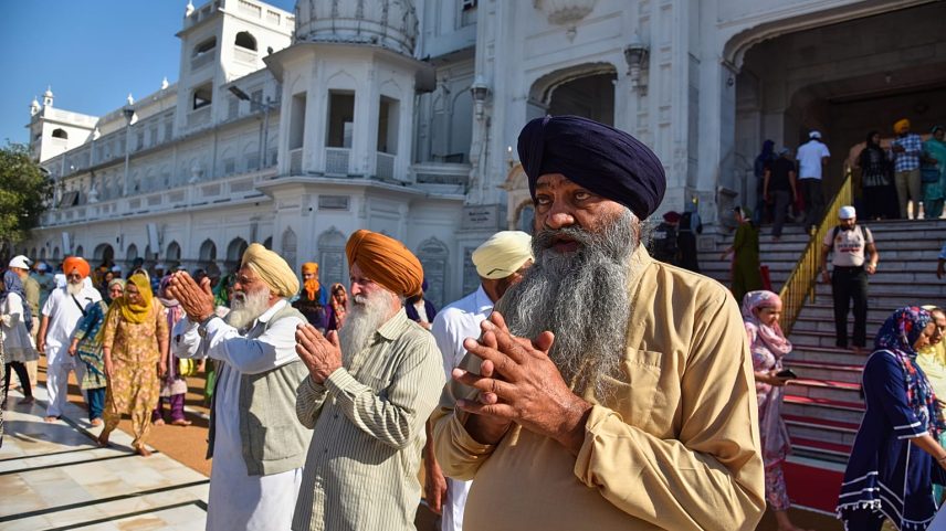 Paquistão recebe milhares de peregrinos sikhs para ritos de Baisakhi 2026