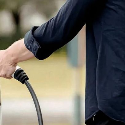 Conflito com o Irã leva UE a reduzir impostos de energia e incentivar transição verde
