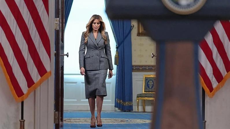 US First Lady Melania Trump arrives to speak with reporters in the Grand Foyer of the White House, 9 April, 2026