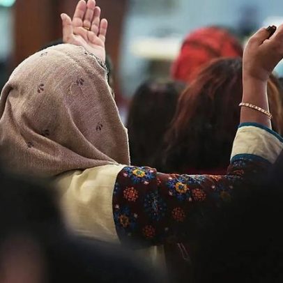 Conflito no Irã suspende Páscoa em Dubai; cristãos resistem a ataques