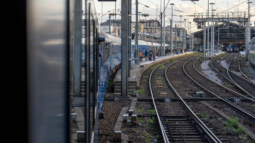 Vídeo mostra como é viajar no trem noturno de Paris a Berlim