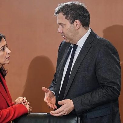 Alemanha reduz imposto sobre combustíveis com alta do petróleo por bloqueio iraniano