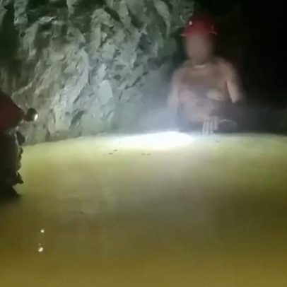 Mineiro é resgatado com vida após 14 dias preso no subsolo no México