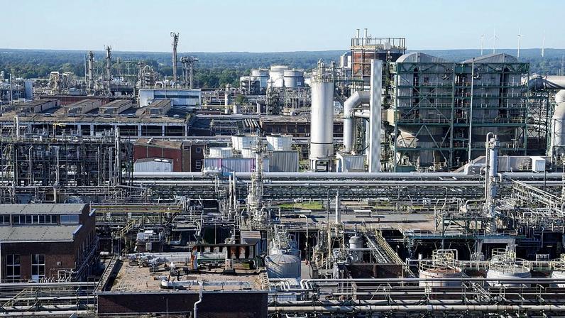 Conflito com Irã eleva déficit alemão a 4,2% e corta previsão de crescimento