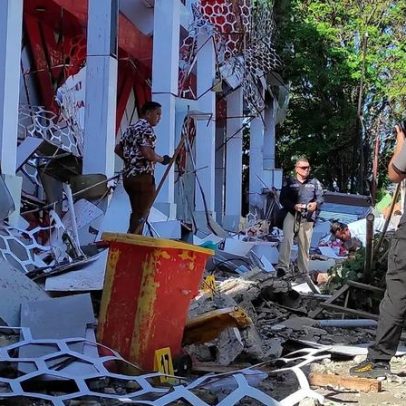 Terremoto de 7,4 atinge Mar de Molucca, Indonésia; alerta de tsunami é retirado