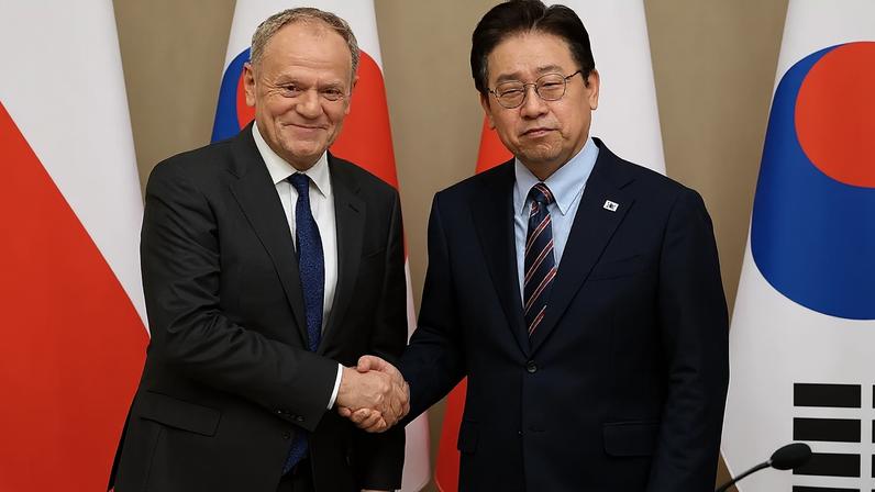 Polônia e Coreia do Sul firmam parceria estratégica de defesa