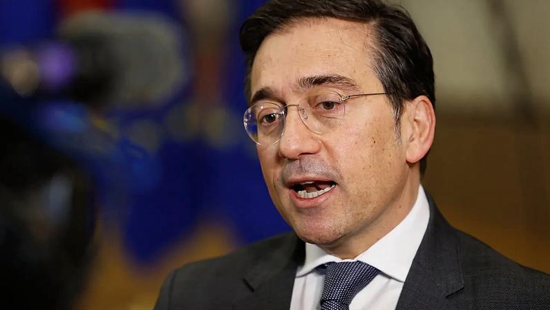 Estreito de Hormuz fica fora da OTAN, diz Espanha após ultimato de Trump