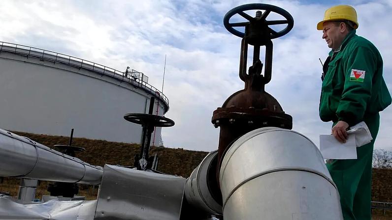 Oleoduto Druzhba será consertado nesta primavera, diz Zelensky