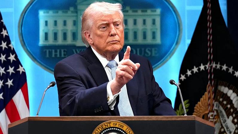 UE rejeita suposta parceria de Trump para cobrar navios no estreito de Hormuz