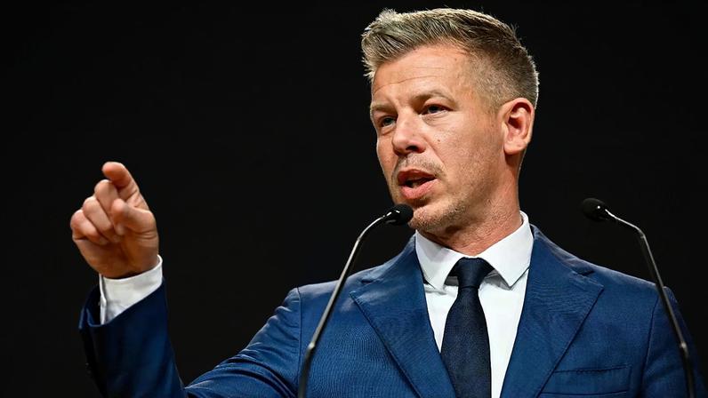 Eleição na Hungria promete energia renovável e repressão a fábricas estrangeiras