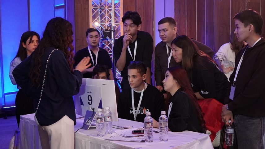 Participants from 23 universities from different countries were divided into 2 leagues: 10 English-speaking groups and 13 Russian-speaking groups.