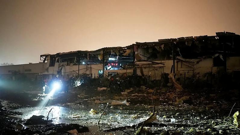 Teerã atira em Israel enquanto Trump afirma que EUA não iniciaram destruir o que resta do Irã