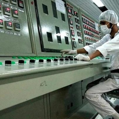 Irã não vê restrições ao programa de enriquecimento, afirma chefe nuclear