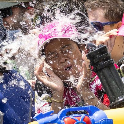 Tailândia celebra Songkran com lutas de água e aumento no turismo