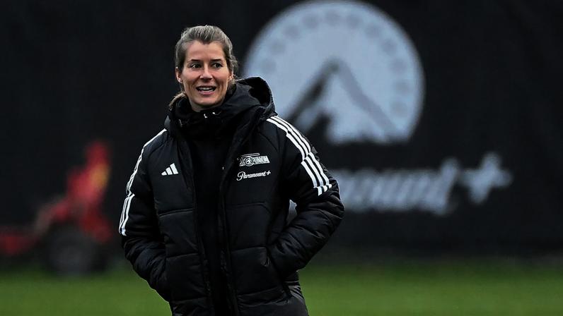 Union Berlin reage a comentário sexista contra treinadora pioneira Marie-Louise Eta