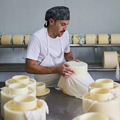 Espanha revisa política migratória após avaliação de impacto econômico