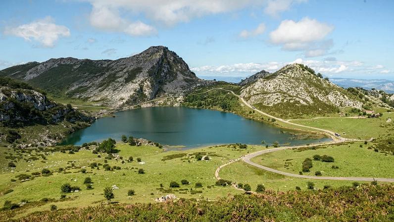 Picos de Europa: o que ver e fazer no suposto lugar mais bonito do mundo