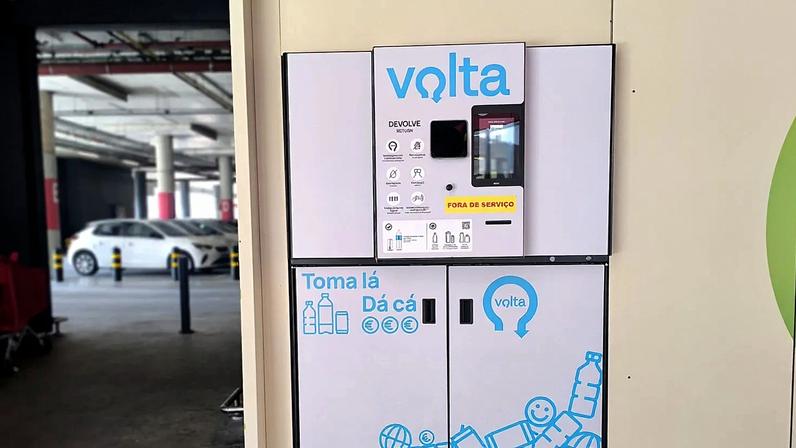 Volta" machine in a commercial establishment