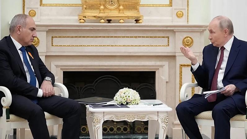 Putin emite ultimato à Armênia sobre aproximação com a UE