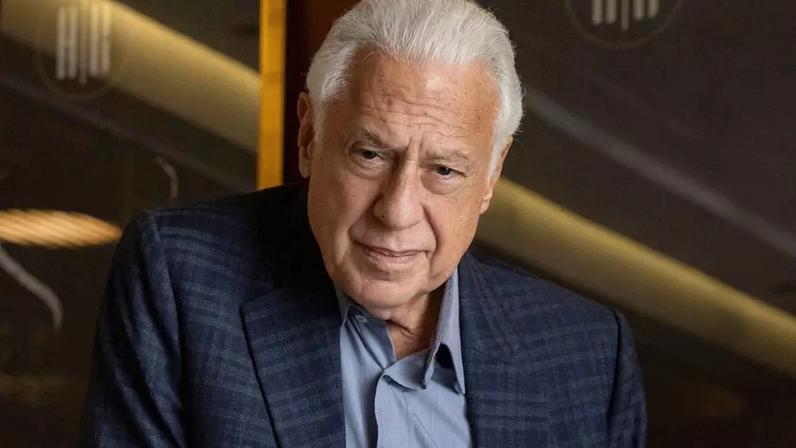 Antonio Fagundes viverá o empresário Arthur Brandão em 'Quem Ama, Cuida'.