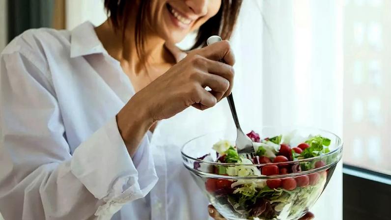 Manter a massa muscular por meio da dieta e de exercícios permite maior força e independência com o avanço da idade