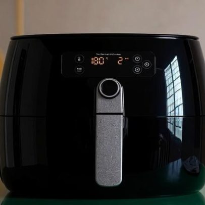 Air fryer ou forno elétrico: qual consome mais e afeta a conta de luz