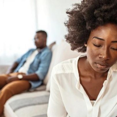 Cinco modos em que maridos fazem esposas se sentirem não amadas sem perceber