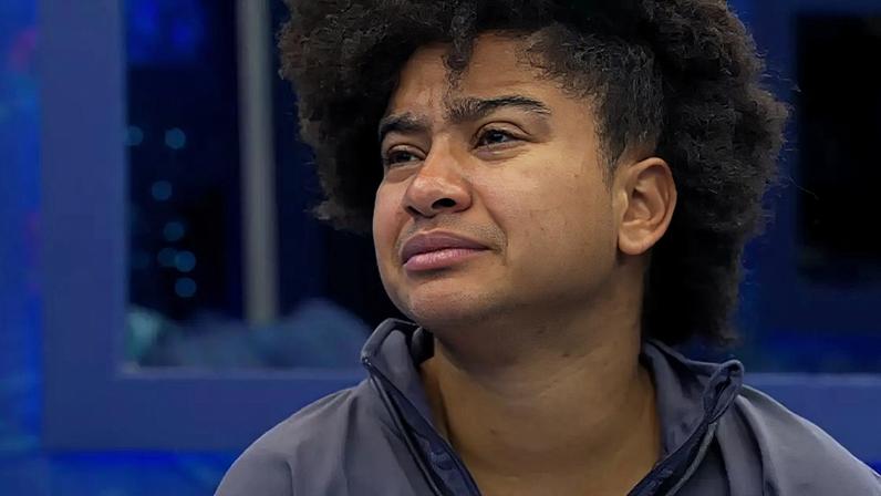 Milena chora no último dia do BBB 26 e diz não querer sair