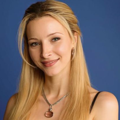 Lisa Kudrow diz ter se sentido esquecida no início de Friends