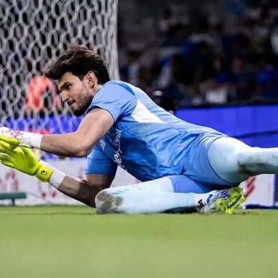 Otávio, do Cruzeiro, supera Fábio e iguala Dida na Libertadores