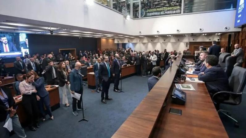 Uma das possibilidades é que o presidente eleito da Alerj assuma um “mandato-tampão” até as eleições gerais deste ano