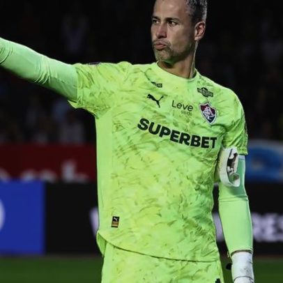 Mesmo com derrota, Fábio atinge marca histórica na Libertadores