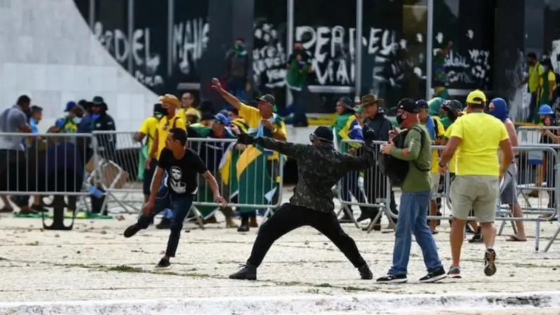 Ataque à Praça dos Três Poderes, 8 de janeiro de 2023