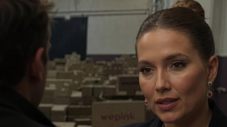 Vigilância sanitária interdita depósito de produtos da WePink, de Virgínia Fonseca; fiscalização descobre falta de alvará e até mofo.
