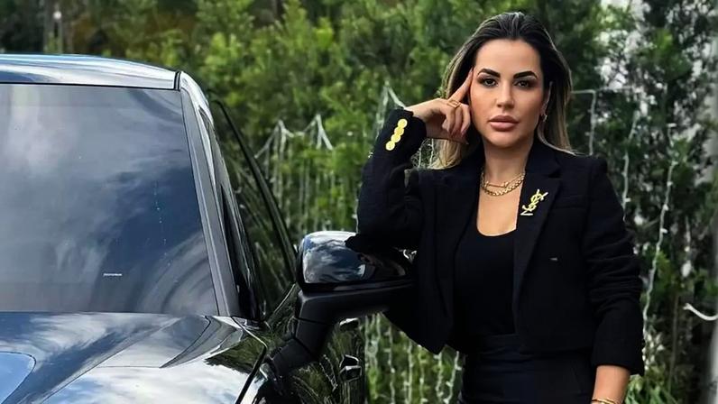 Deolane Bezerra é investigada por suposta lavagem de dinheiro em esquema que prendeu funkeiro; advogada movimentou R$ 5,3 milhões em 1 mês.