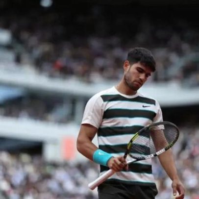 Alcaraz desiste de Roland Garros e Roma após lesão