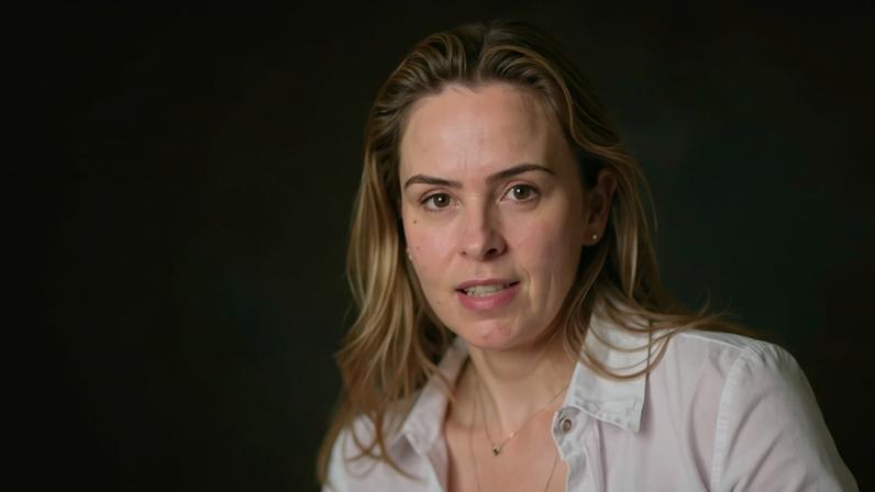 Ana Paula Renault ainda não viu o último vídeo gravado para ela pelo pai.
