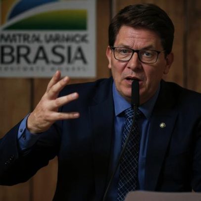 Deputado Mário Frias é internado na UTI após dores abdominais