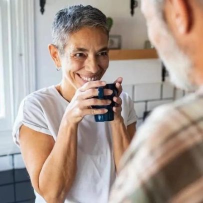 Especialista recomenda não beber café nas 9 horas antes de dormir