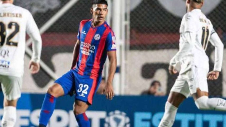 Neymar em ação contra o San Lorenzo –