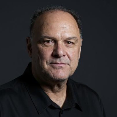 Oscar Schmidt cita mudança de relação com Tadeu