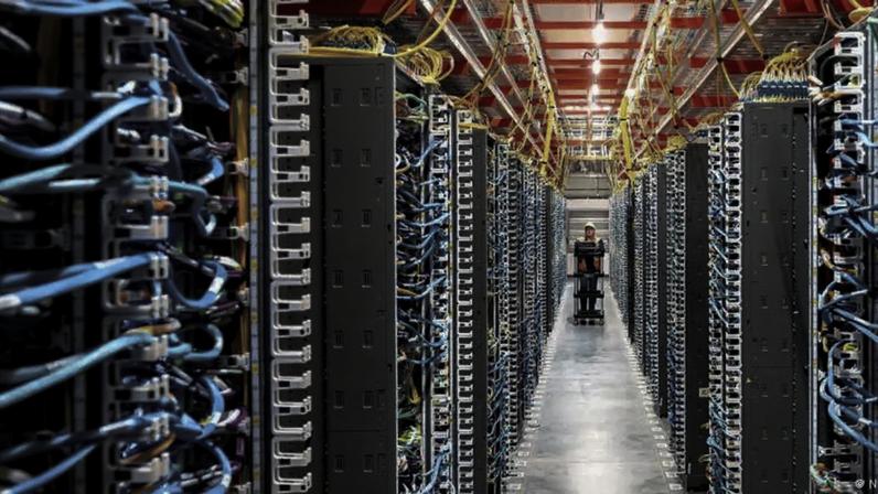 Os centros de dados de IA atuais podem consumir tanta eletricidade quanto 100 mil residências