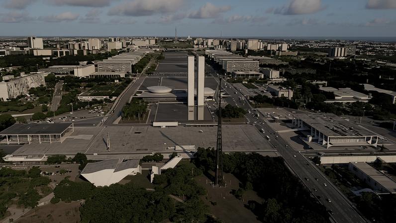 Imagem aérea da Praça dos Três Poderes, em Brasília (DF)