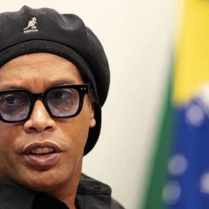 Ronaldinho Gaúcho anuncia criação de gravadora musical