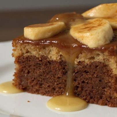 Bolo de banana fit ganha receita rápida para o café da tarde