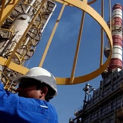 Emirados Árabes deixam a OPEP; possibilidade de guerra de preços do petróleo