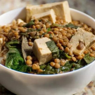 Almoço saudável com 5 receitas ricas em proteína vegetal