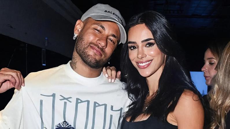 Bruna Biancardi é trocada por Bruna Marquezine como esposa de Neymar em publicação internacional e web provoca: 'O sonho dele'.