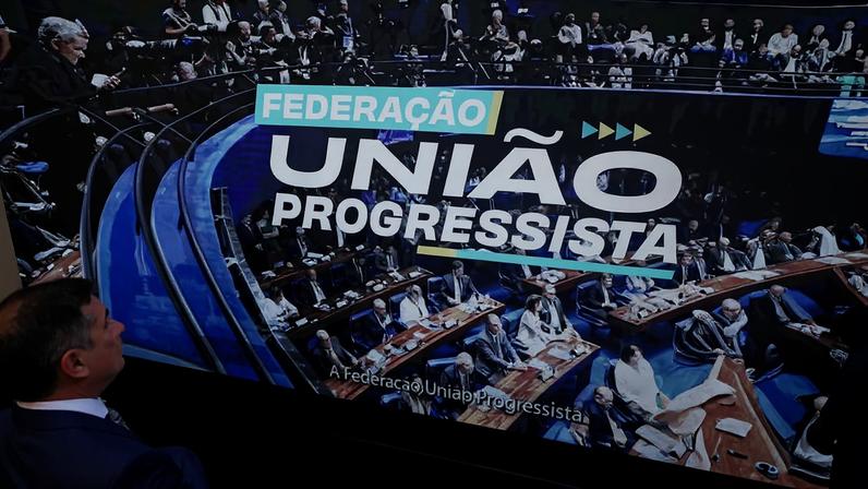Integrantes do União Brasil e PP durante lançamento da federação União Progressista, em evento em Brasília