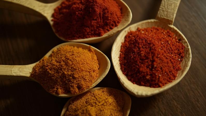 Órgãos de saúde alertam para uso indiscriminado de suplementos à base de cúrcuma